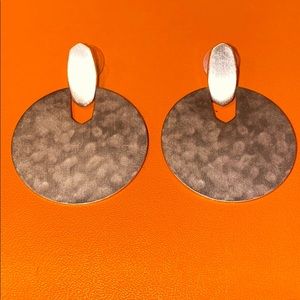 Kendra Scott rose gold disc earrings - like new